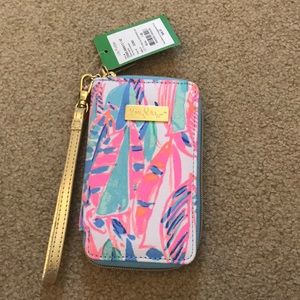 Lilly Pulitzer Tiki Palm phone wallet